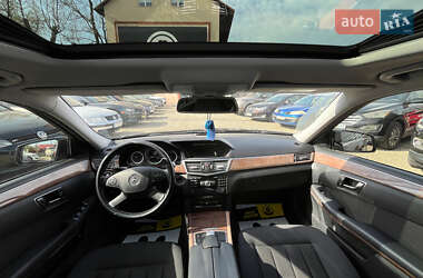 Седан Mercedes-Benz E-Class 2012 в 