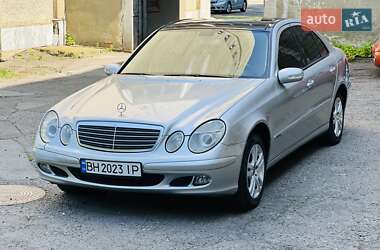 Седан Mercedes-Benz E-Class 2004 в Чернівцях