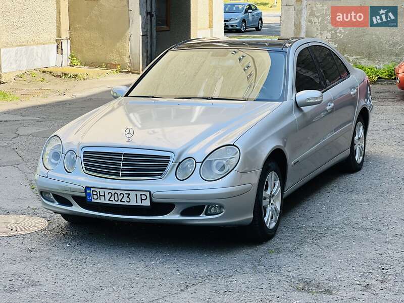 Mercedes-Benz E-Class 2004