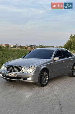 Седан Mercedes-Benz E-Class 2004 в Івано-Франківську