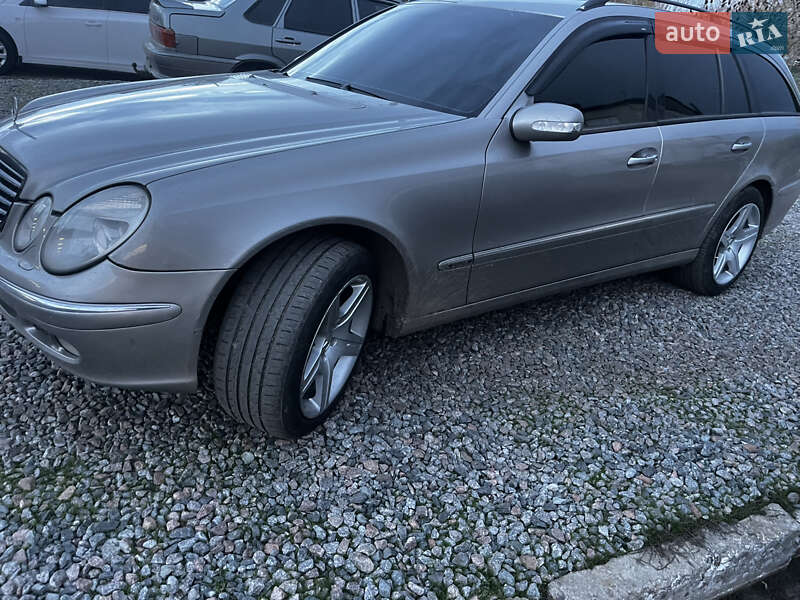 Универсал Mercedes-Benz E-Class 2003 в Полтаве