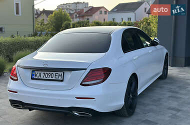 Седан Mercedes-Benz E-Class 2018 в 