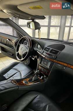 Седан Mercedes-Benz E-Class 2004 в 