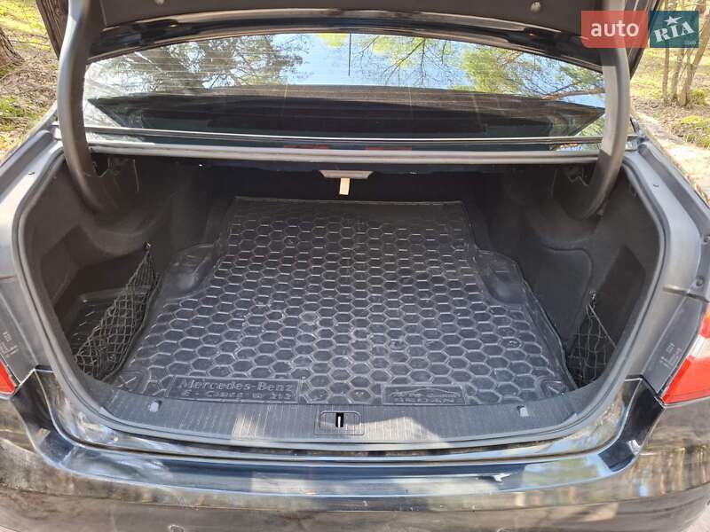 Седан Mercedes-Benz E-Class 2011 в Изяславе фото 5 Седан Mercedes-Benz E-Class 2011 в Изяславе