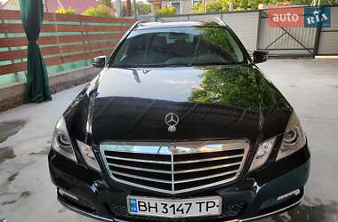 Универсал Mercedes-Benz E-Class 2010 в Измаиле