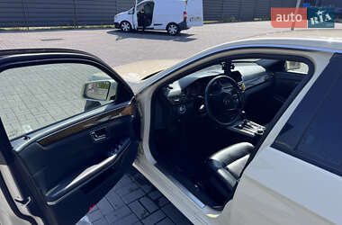 Седан Mercedes-Benz E-Class 2011 в Ужгороде