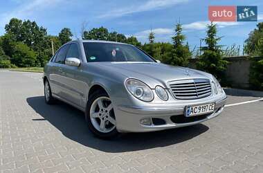 Седан Mercedes-Benz E-Class 2003 в Луцке