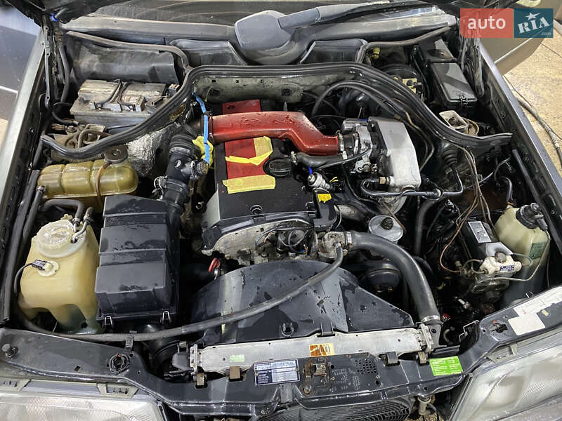 Універсал Mercedes-Benz E-Class 1995 в Бобровиці