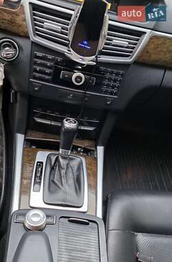 Універсал Mercedes-Benz E-Class 2011 в 