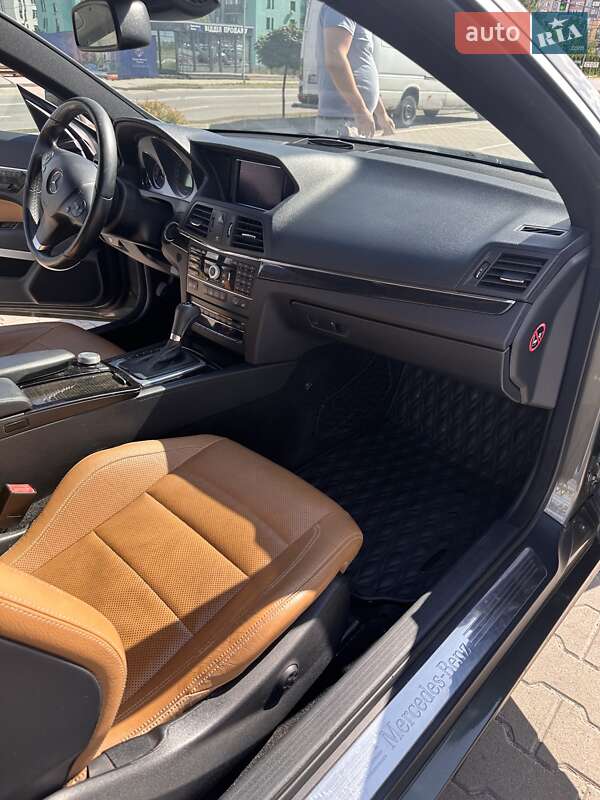 Купе Mercedes-Benz E-Class 2010 в Києві