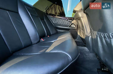 Седан Mercedes-Benz E-Class 1995 в 