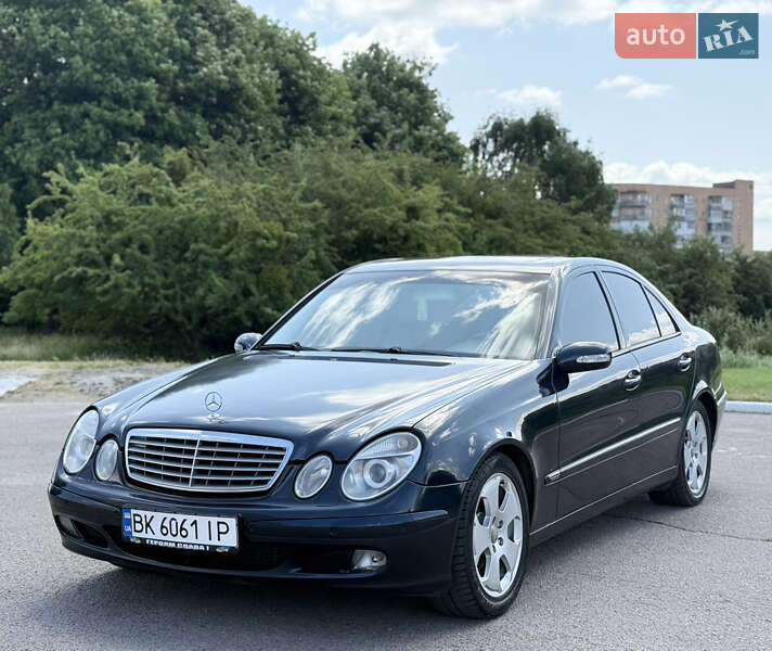 Mercedes-Benz E-Class 2002