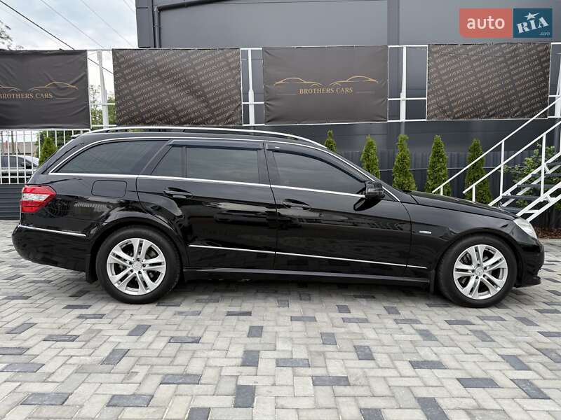 Универсал Mercedes-Benz E-Class 2010 в Одессе