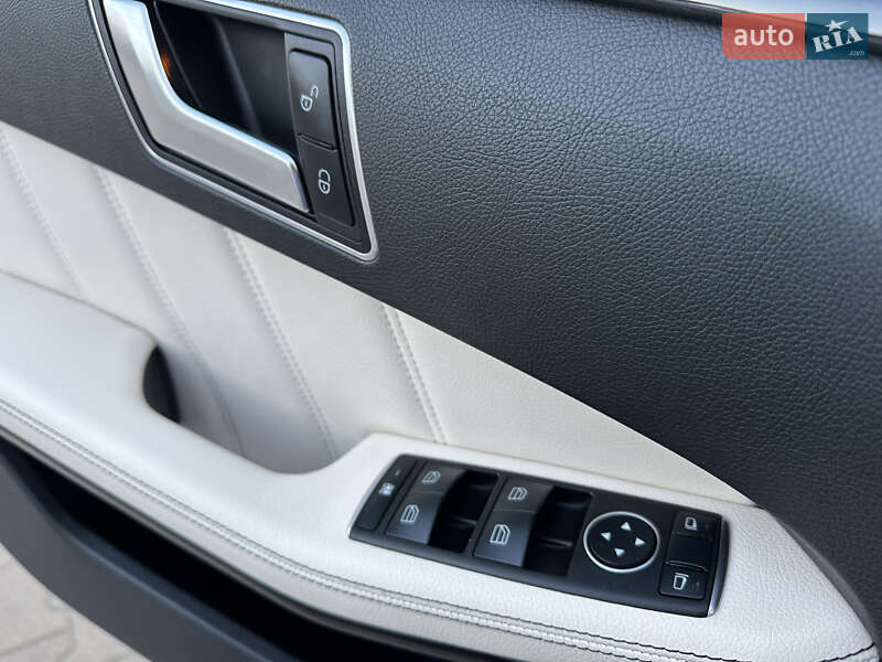 Седан Mercedes-Benz E-Class 2015 в Києві