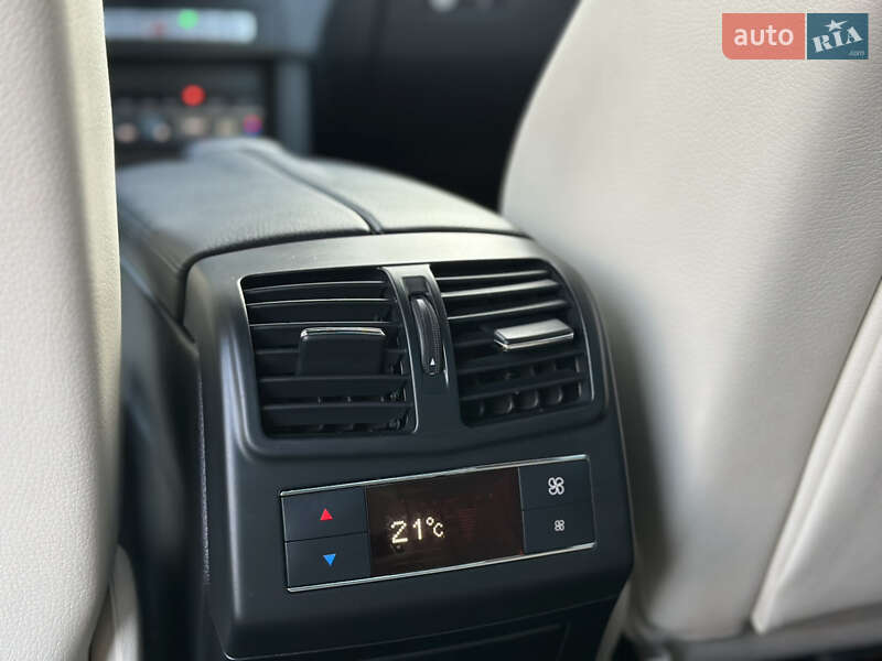 Седан Mercedes-Benz E-Class 2015 в Києві