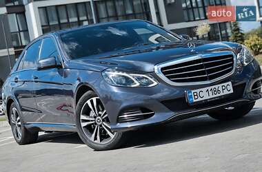 Седан Mercedes-Benz E-Class 2015 в Львові