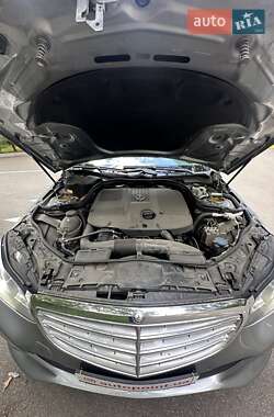 Універсал Mercedes-Benz E-Class 2013 в 