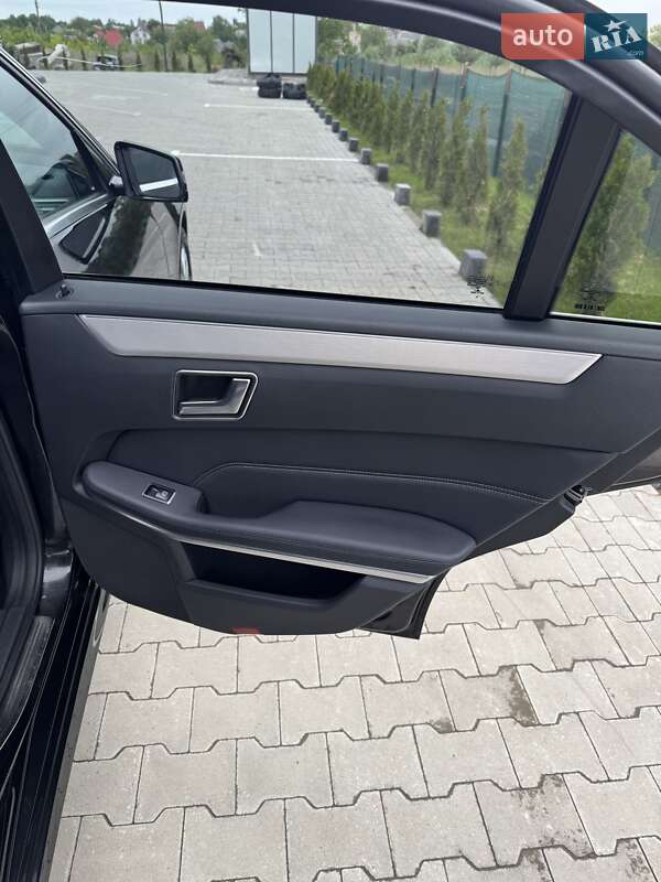 Седан Mercedes-Benz E-Class 2015 в Луцке