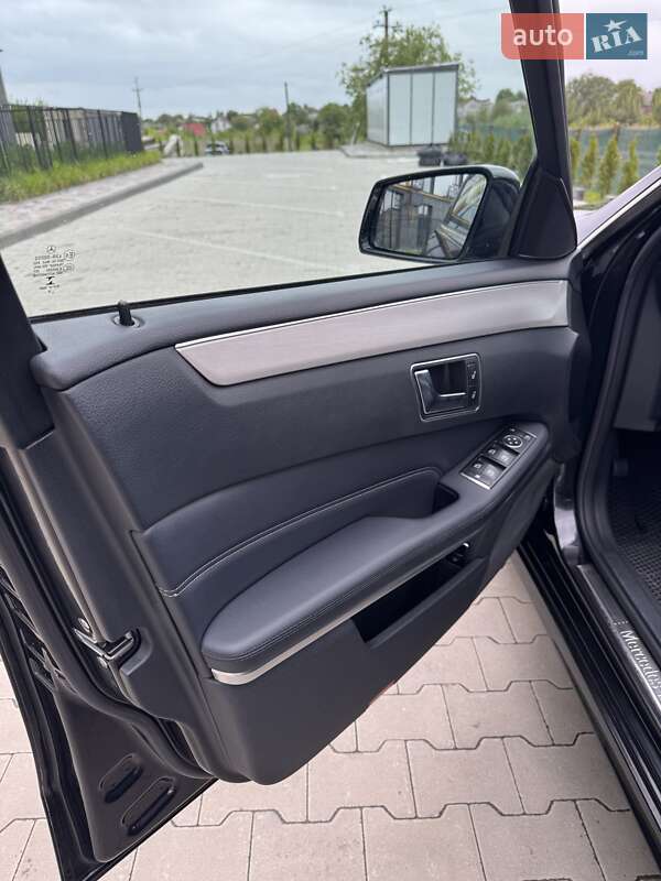 Седан Mercedes-Benz E-Class 2015 в Луцке