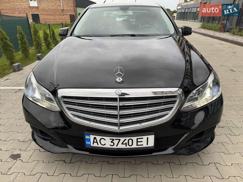 Седан Mercedes-Benz E-Class 2015 в Луцке