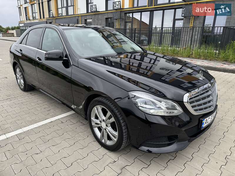 Седан Mercedes-Benz E-Class 2015 в Луцке
