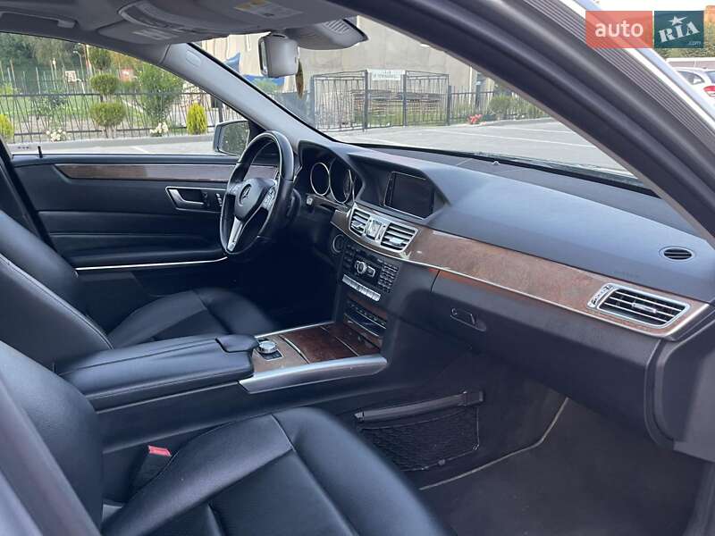 Седан Mercedes-Benz E-Class 2013 в Луцьку