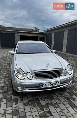 Седан Mercedes-Benz E-Class 2003 в Березному