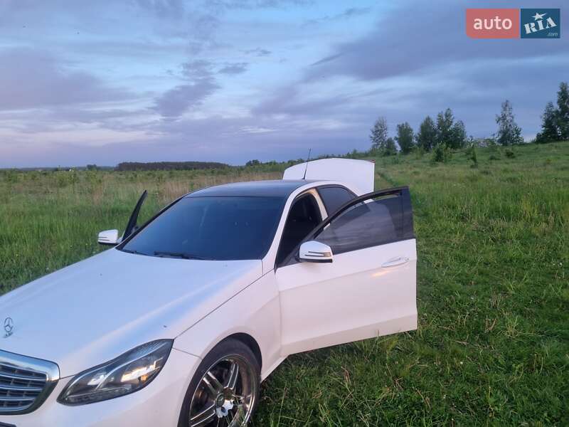 Седан Mercedes-Benz E-Class 2015 в Виннице