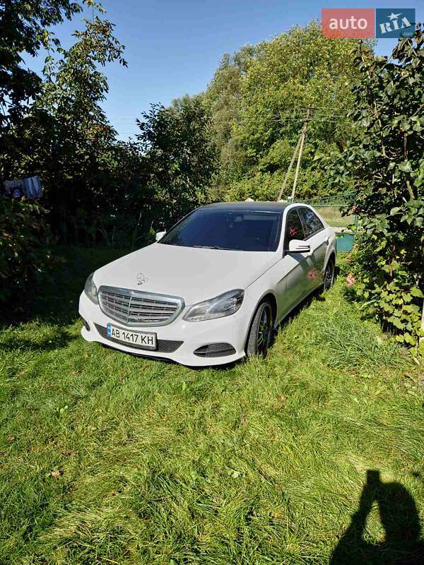 Седан Mercedes-Benz E-Class 2015 в Виннице