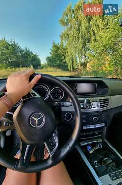 Седан Mercedes-Benz E-Class 2015 в 