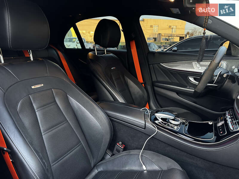 Седан Mercedes-Benz E-Class 2018 в Киеве фото 47 Седан Mercedes-Benz E-Class 2018 в Киеве
