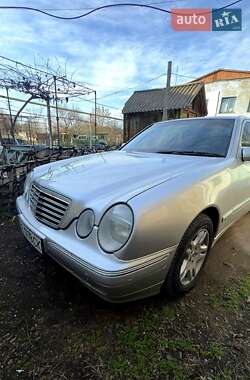 Седан Mercedes-Benz E-Class 1999 в Миколаєві