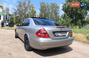 Седан Mercedes-Benz E-Class 2004 в 