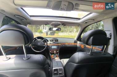 Седан Mercedes-Benz E-Class 2004 в 