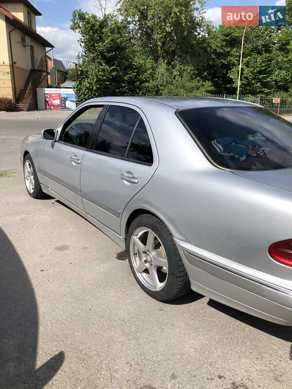 Седан Mercedes-Benz E-Class 1999 в Теребовле