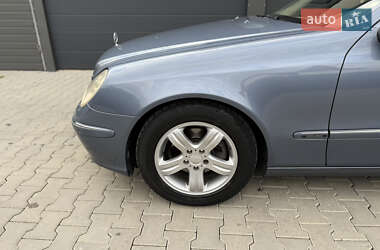 Седан Mercedes-Benz E-Class 2005 в 