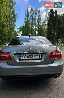 Седан Mercedes-Benz E-Class 2011 в 