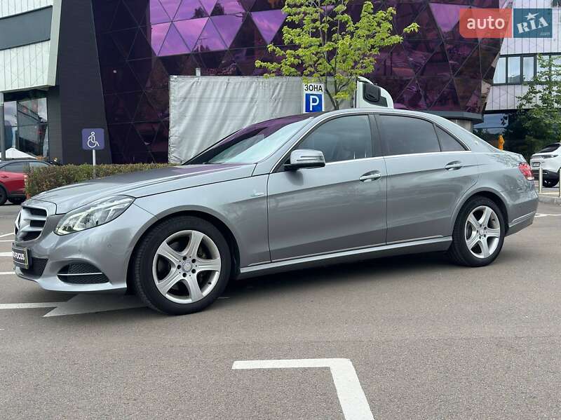 Седан Mercedes-Benz E-Class 2014 в Киеве