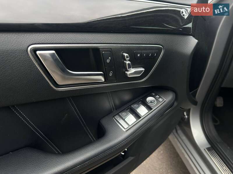 Седан Mercedes-Benz E-Class 2014 в Киеве