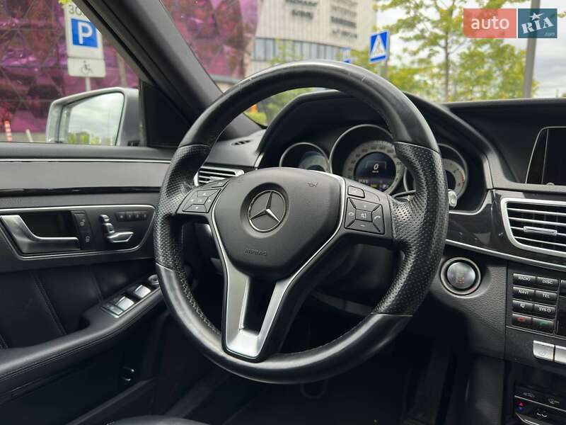 Седан Mercedes-Benz E-Class 2014 в Киеве