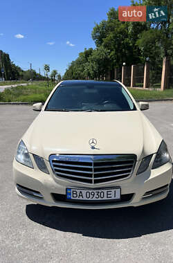 Седан Mercedes-Benz E-Class 2012 в 