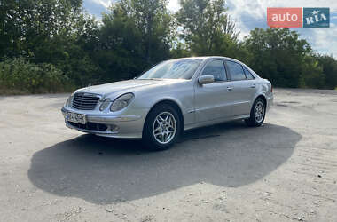 Седан Mercedes-Benz E-Class 2003 в Немирові