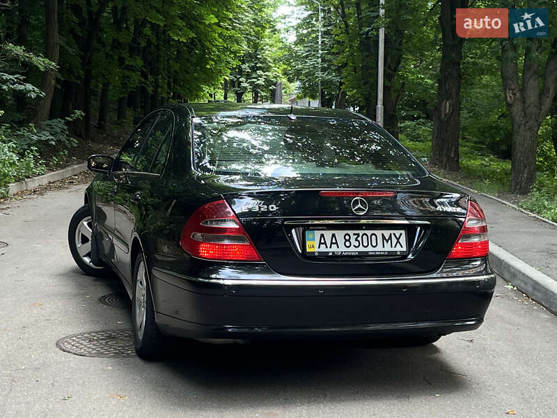 Седан Mercedes-Benz E-Class 2005 в Киеве