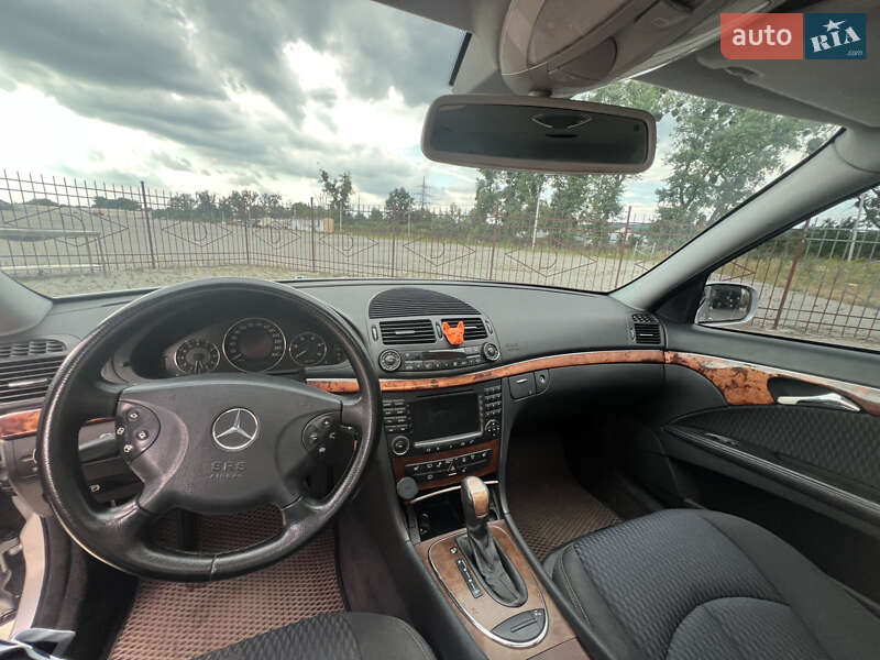 Універсал Mercedes-Benz E-Class 2003 в Чернівцях