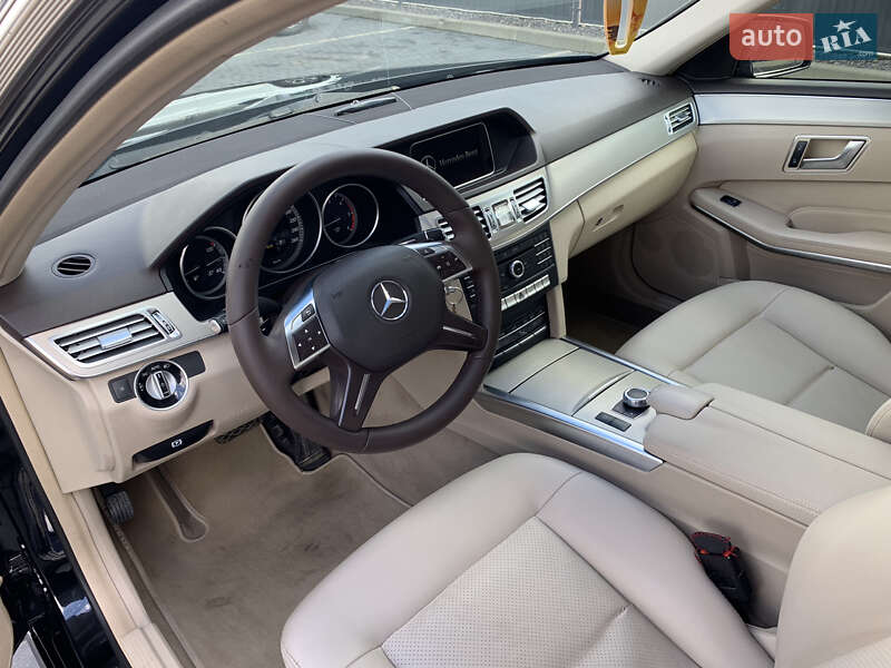 Седан Mercedes-Benz E-Class 2015 в Сваляві