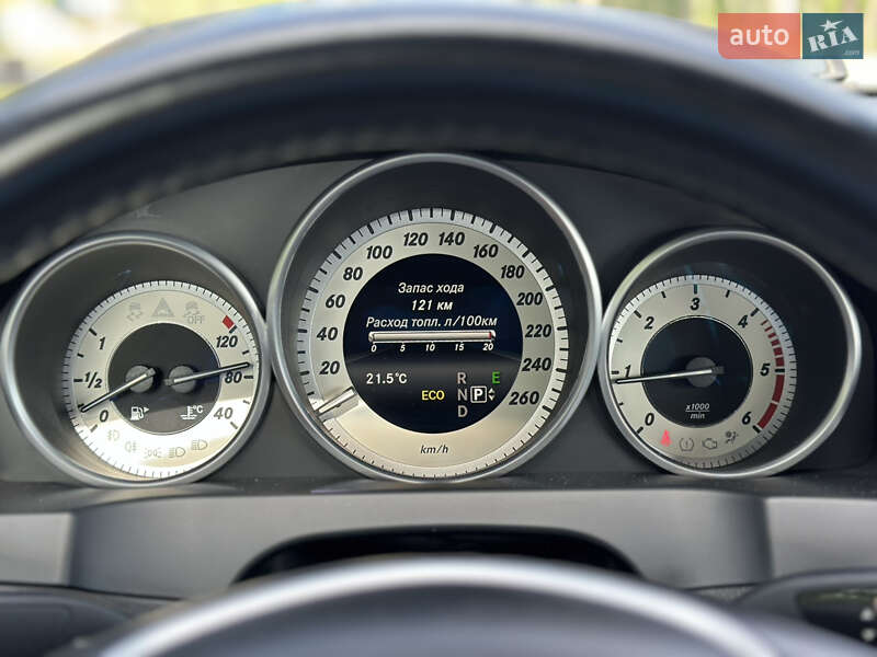 Кабриолет Mercedes-Benz E-Class 2014 в Киеве