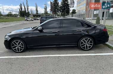 Седан Mercedes-Benz E-Class 2023 в 