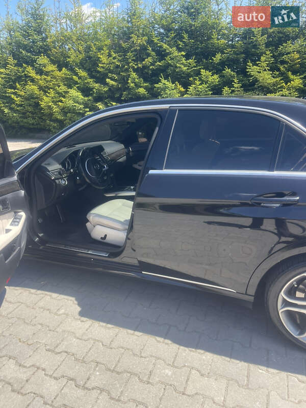 Седан Mercedes-Benz E-Class 2013 в Шепетівці