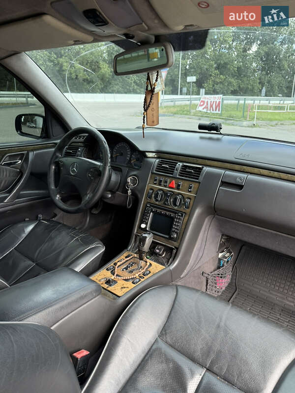 Універсал Mercedes-Benz E-Class 2002 в Гребінках