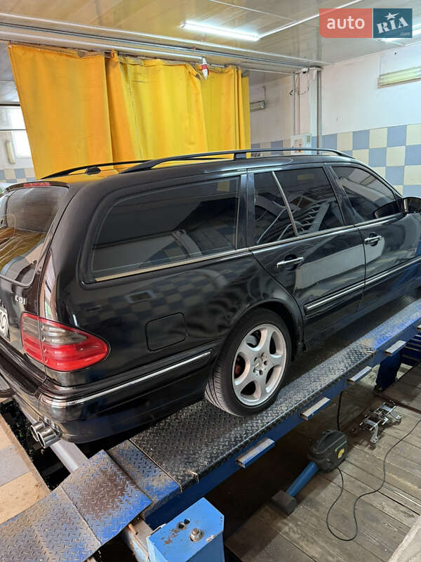 Універсал Mercedes-Benz E-Class 2002 в Гребінках